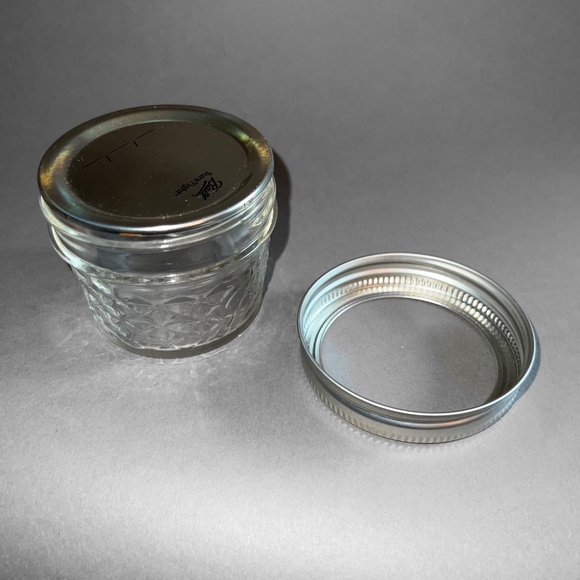 Ball 12 Jelly Jars - Picture 10 of 13